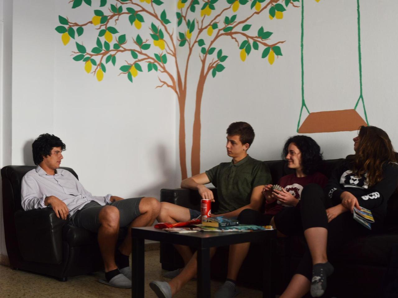 Katka Hostel Ларнака Экстерьер фото