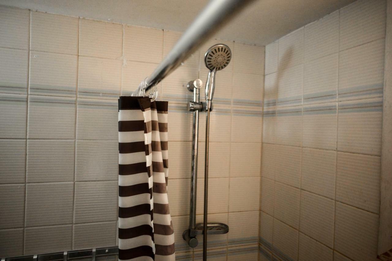 Katka Hostel Ларнака Экстерьер фото